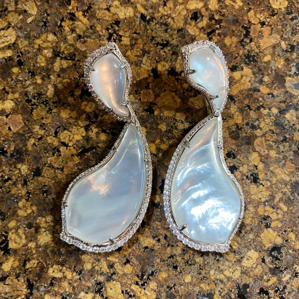Kendra Scott tinley earrings